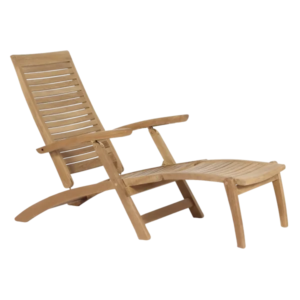 30. Titanic steamer chair 1